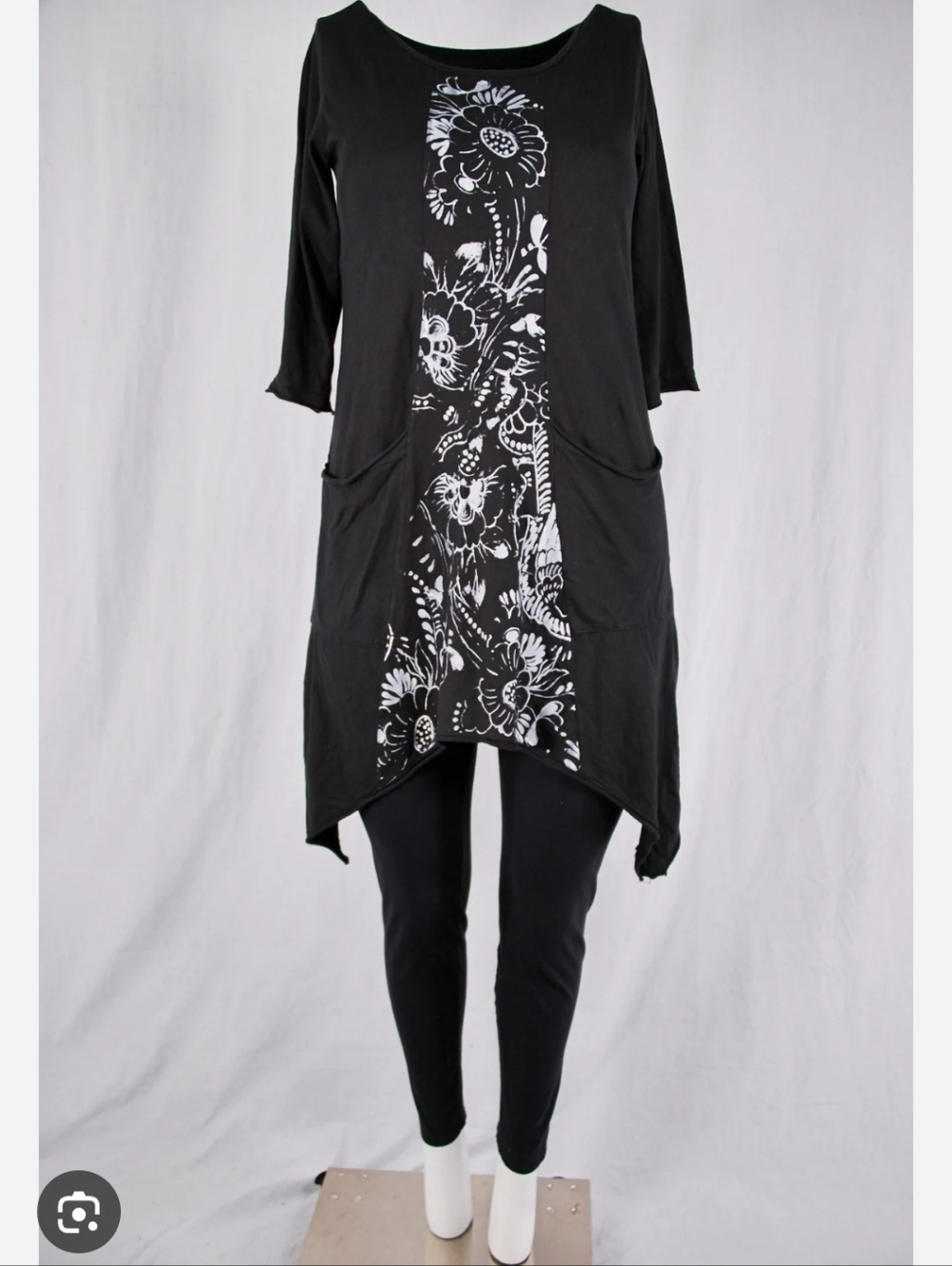 Bluefish Sunny Day Tunic Size 1 Black Floral Organic Artsy Lagenlook NWT - Picture 2 of 12